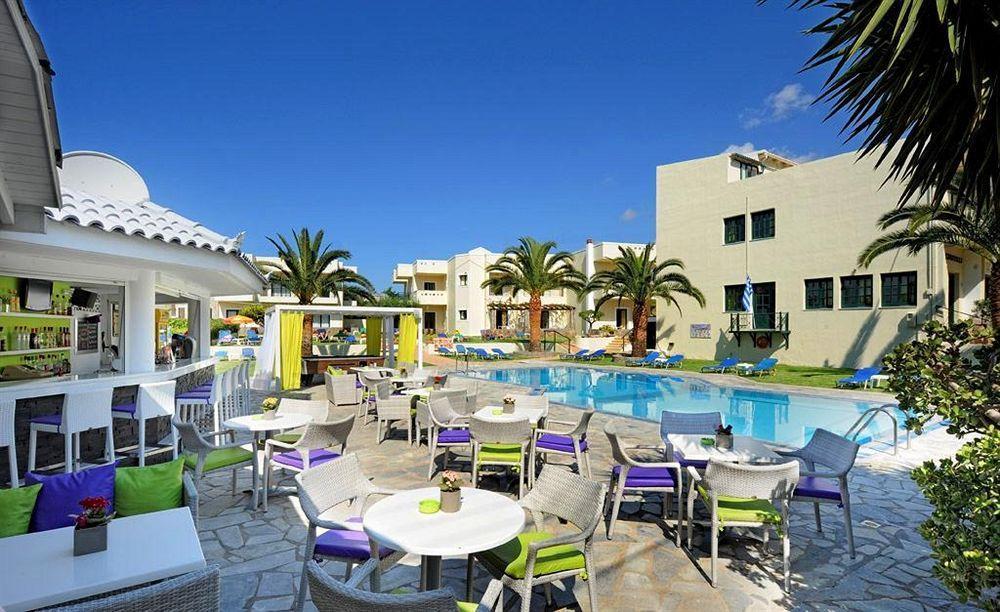 ماليا Kristalli Hotel Apartments المظهر الخارجي الصورة